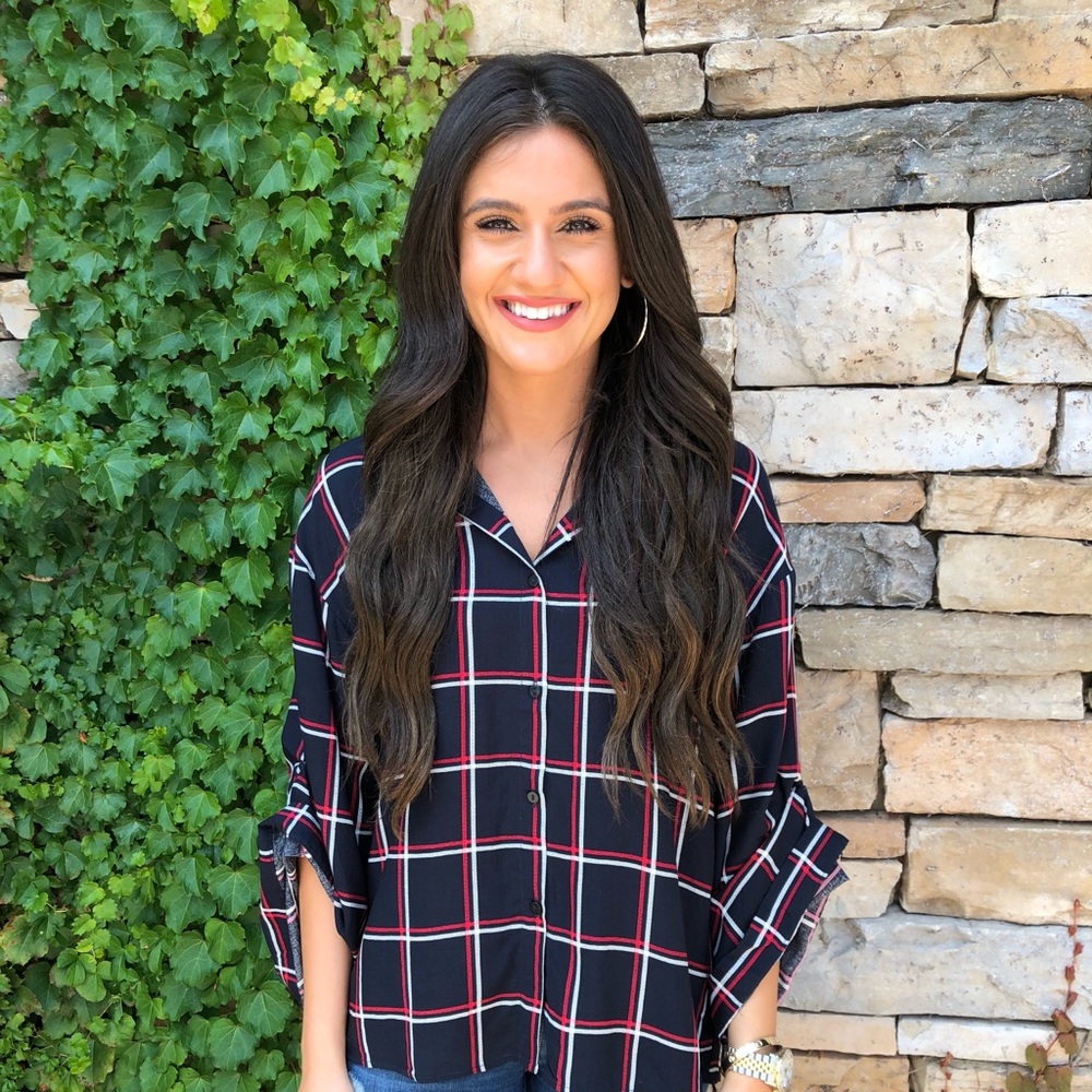 Meet your Posher, Adrina